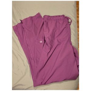 Wonder Wink 123 scrub bottoms